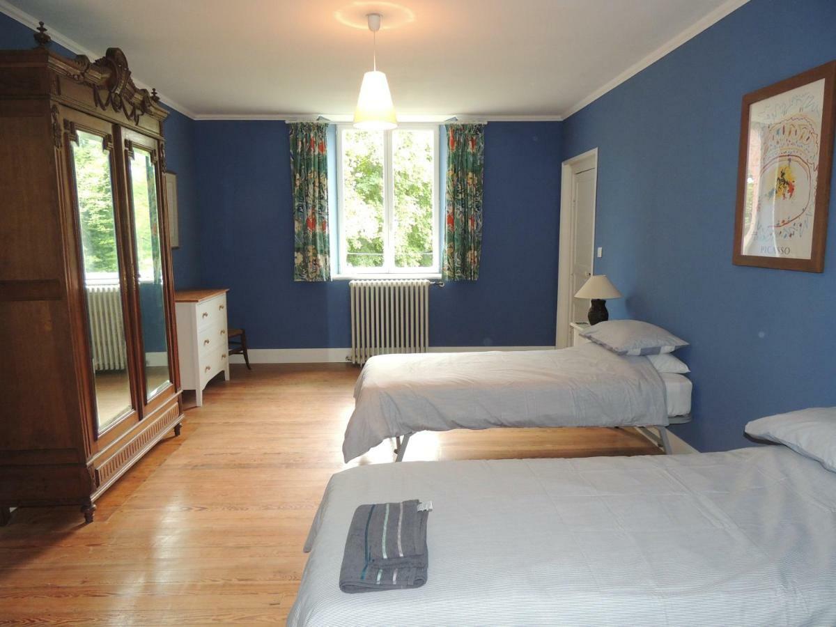 Apartament La Tour Du Chambon Brignac-la-Plaine Zewnętrze zdjęcie